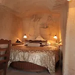 Hotel Miras 4*
