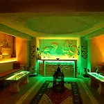 Hotel Miras 4*