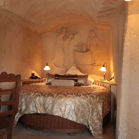 Hotel Miras 4*
